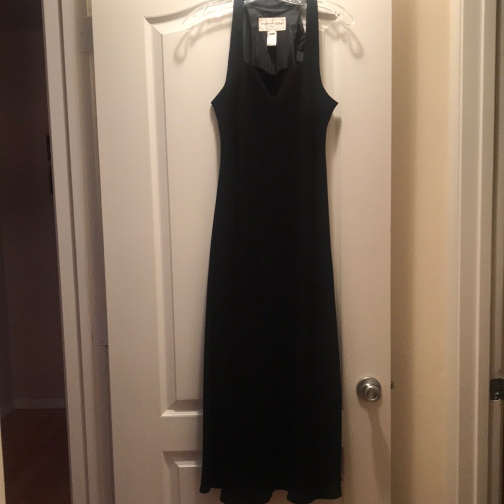 Evan-Picone black formal dress in size 9